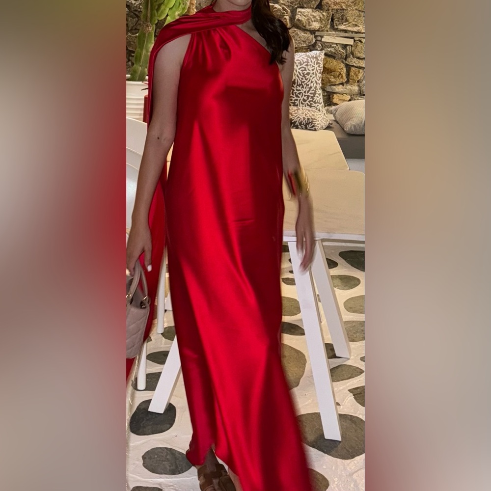 Red One Shoulder Scarf Satin Midi Dress - Picture 4 of 7